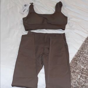 Women’s Seamless Ribbed Workout Set M